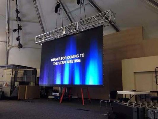 Внутри помещений SMD2121 P5 Full Color Stage LED Die-Casting Aluminum Screen Steel Box Event LED Screen (Полноцветный экранированный экранированный экранированный экранированный экранированный экранированный экранированный экранированный экранированный экранированный экранированный экранированный экранированный экранированный экраниру)