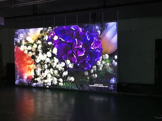 Хорошая цена Шкаф дисплея арендный крытый P2.5 640x640mm предпосылки этапа полного цвета   панель приведенная для арендного события онлайн