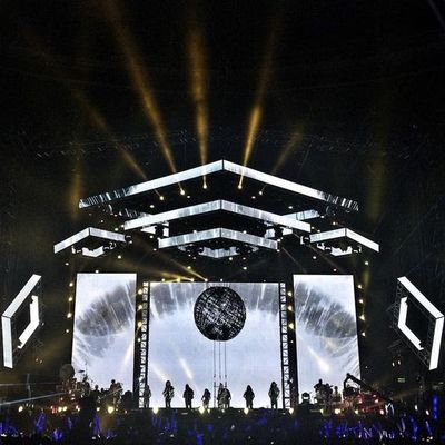 Ультра тонкое СИД этапа P4.81 экранирует шкаф панели стены 2mm SMD 2121 1R1G1B 500x500mm, 1920hz обновленный тариф, brightne 5500