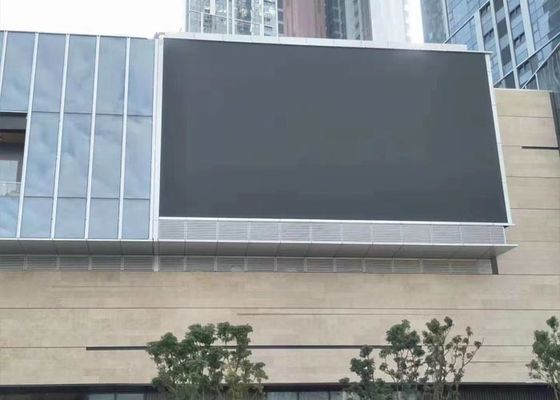 Хорошая цена Наружный полноцветный светодиодный экран P5 5000 кд/м² IP65 водонепроницаемый рекламный экран онлайн