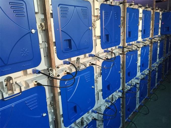 Реклама FCC 5500nits крытая привела дисплей P3.91 P4.81 8